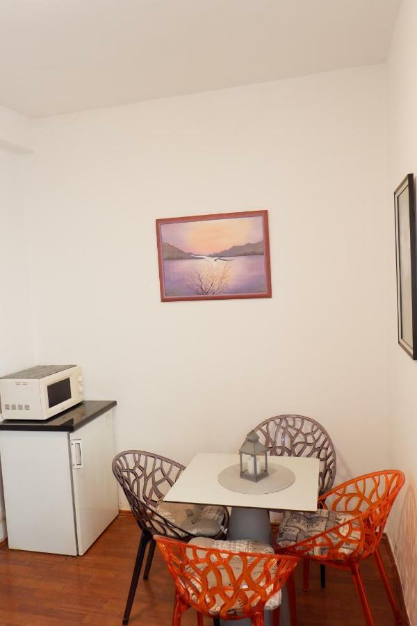Epidaurum Apartments 챠브타트 외부 사진
